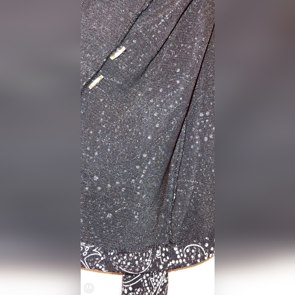 Alex Evening Blouse - Picture 6 of 6